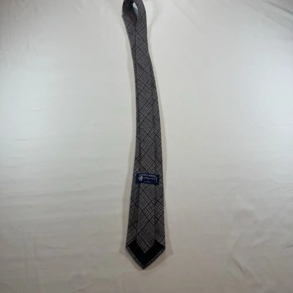 Vintage Austin Reed Regent Street 100% Wool Plaid Tie Gray Burgundy Blue 56”